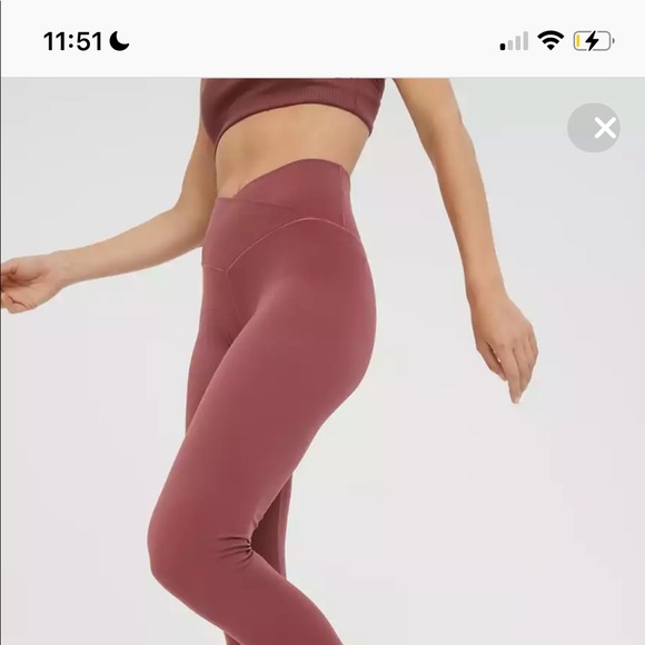 BNWOT S Aerie OFFLINE high waisted crossover legging 7/8 Length